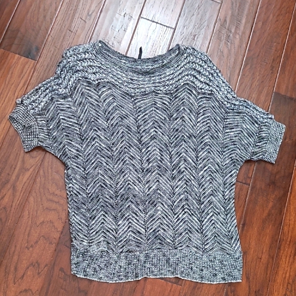 New Directions Black & White Short Sleeve Knit Sweater size 2X